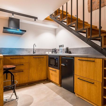 Zorba&Bond Boutique Hotel Τυφλίδα Εξωτερικό φωτογραφία