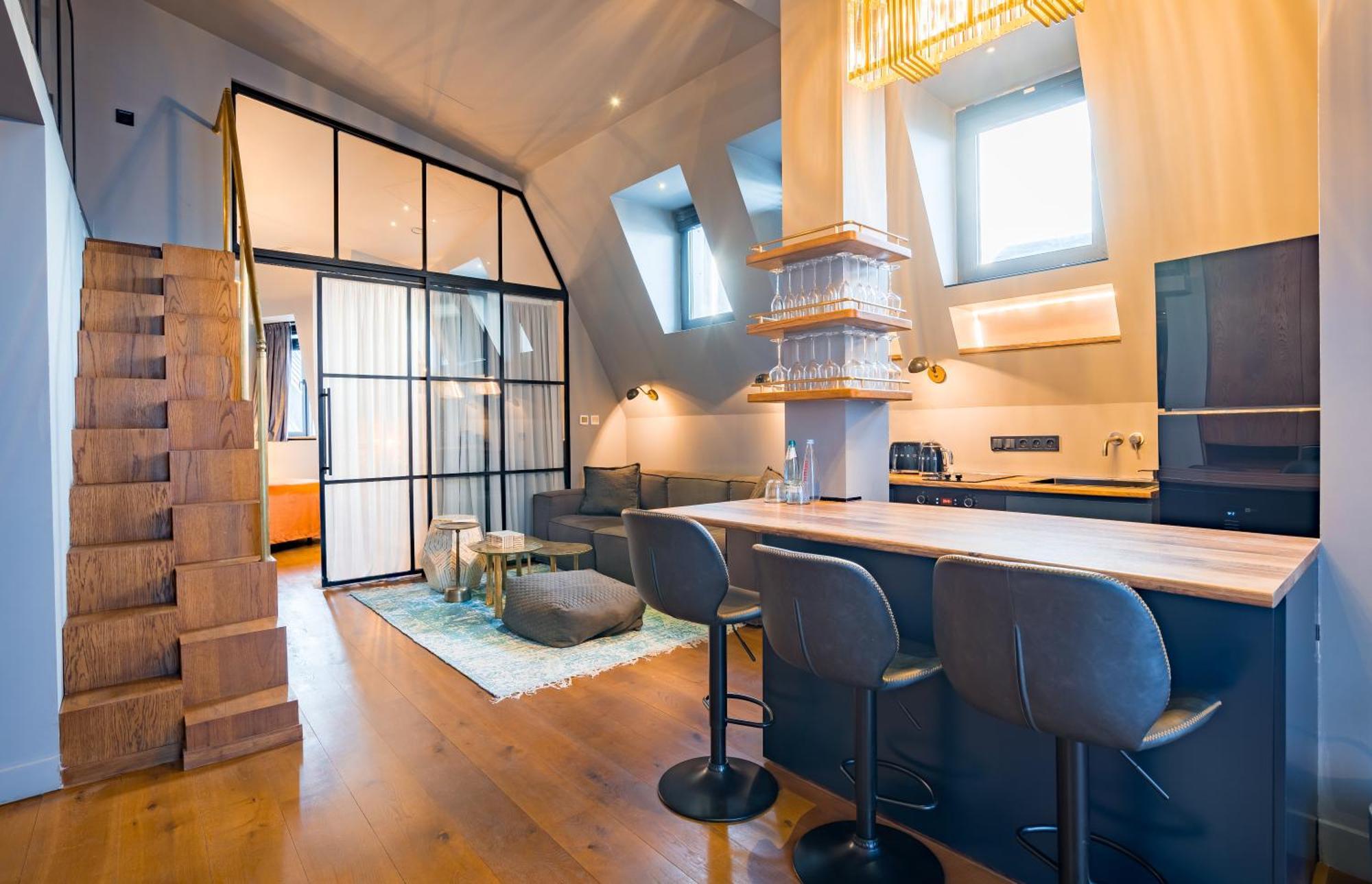 Zorba&Bond Boutique Hotel Τυφλίδα Εξωτερικό φωτογραφία