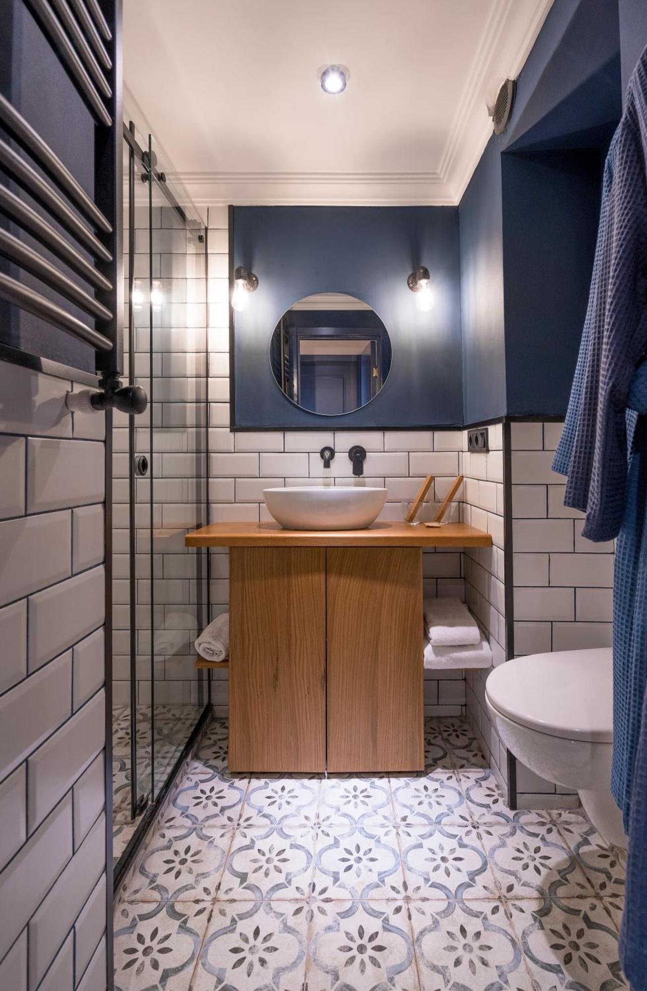 Zorba&Bond Boutique Hotel Τυφλίδα Δωμάτιο φωτογραφία